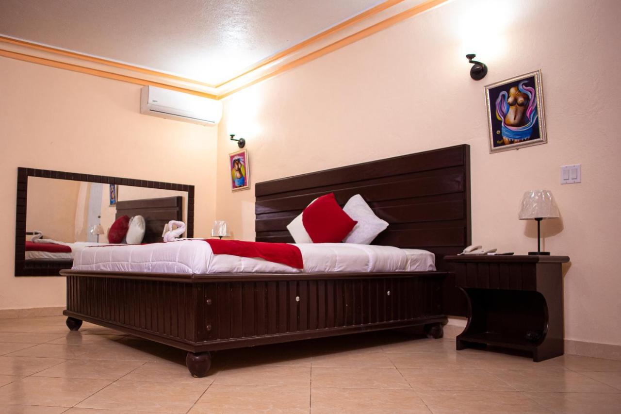 La Pepiniere Hotel Petionville Luaran gambar