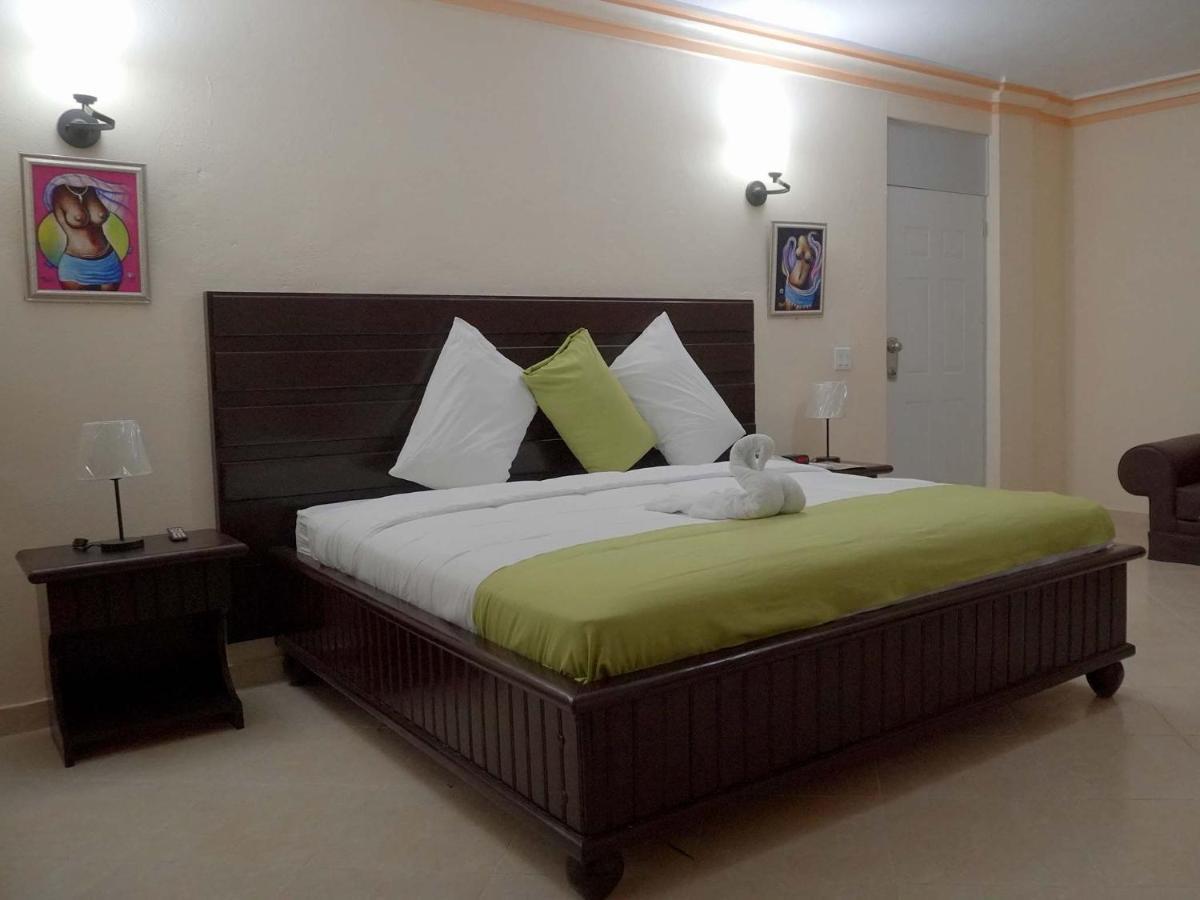La Pepiniere Hotel Petionville Luaran gambar