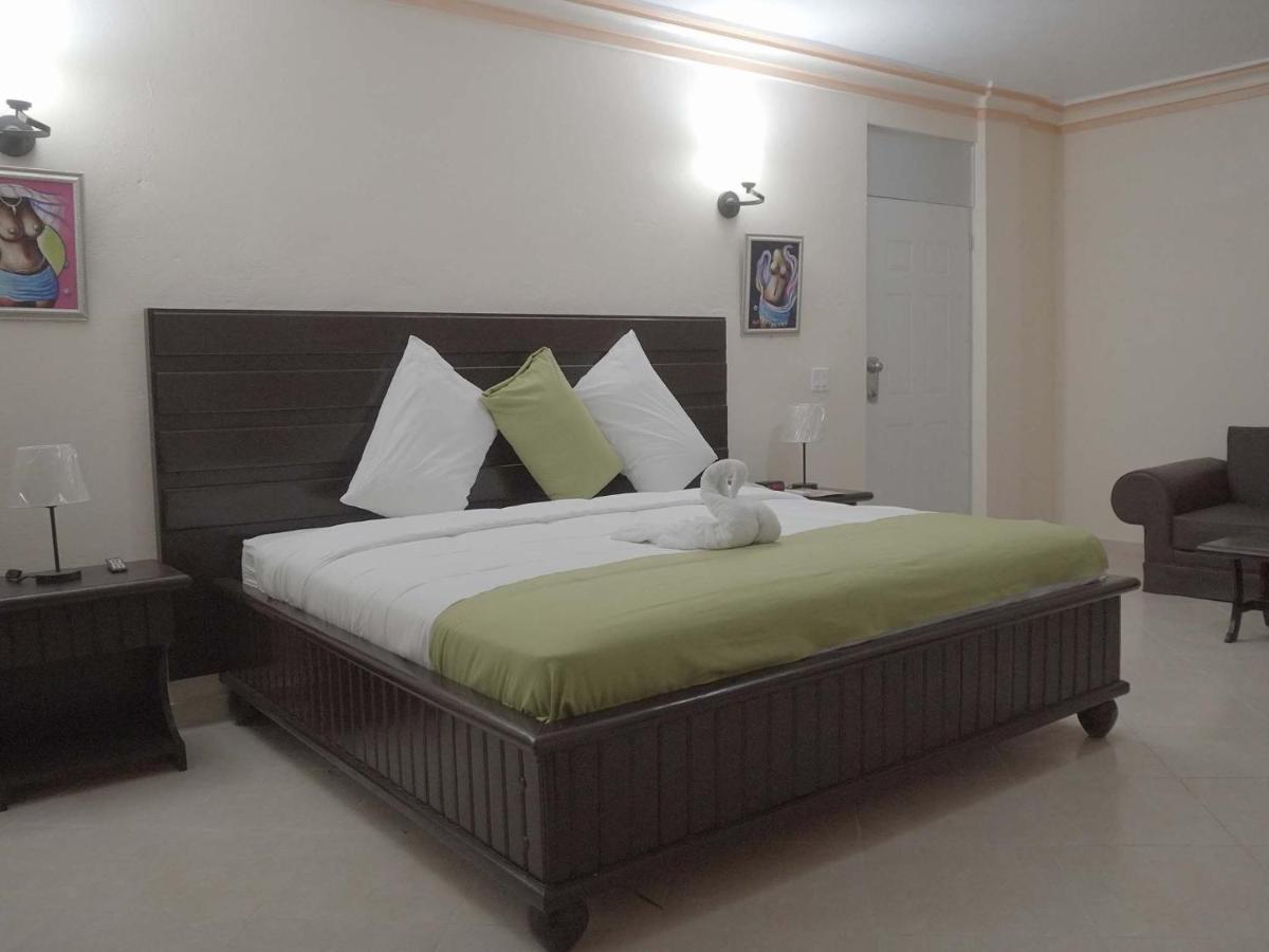 La Pepiniere Hotel Petionville Luaran gambar