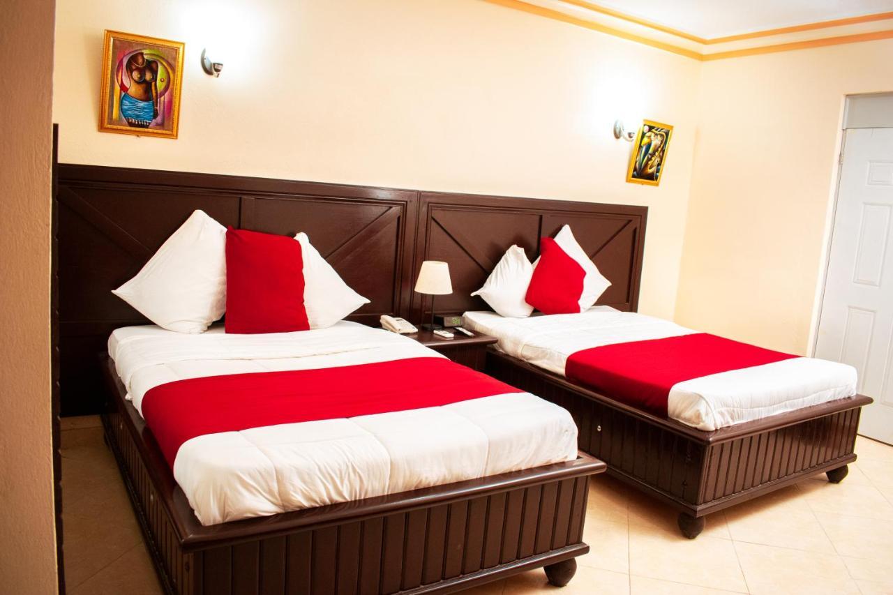 La Pepiniere Hotel Petionville Luaran gambar