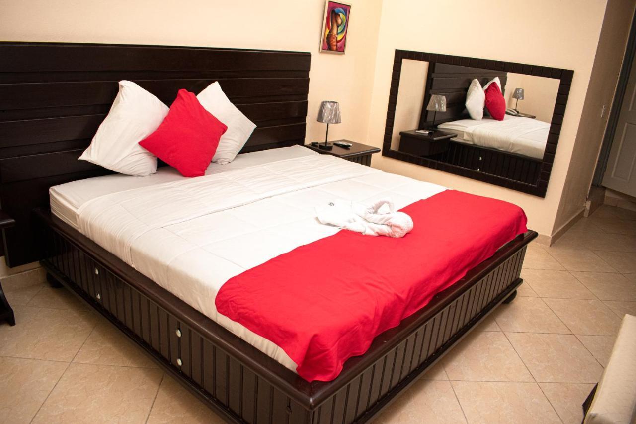 La Pepiniere Hotel Petionville Luaran gambar