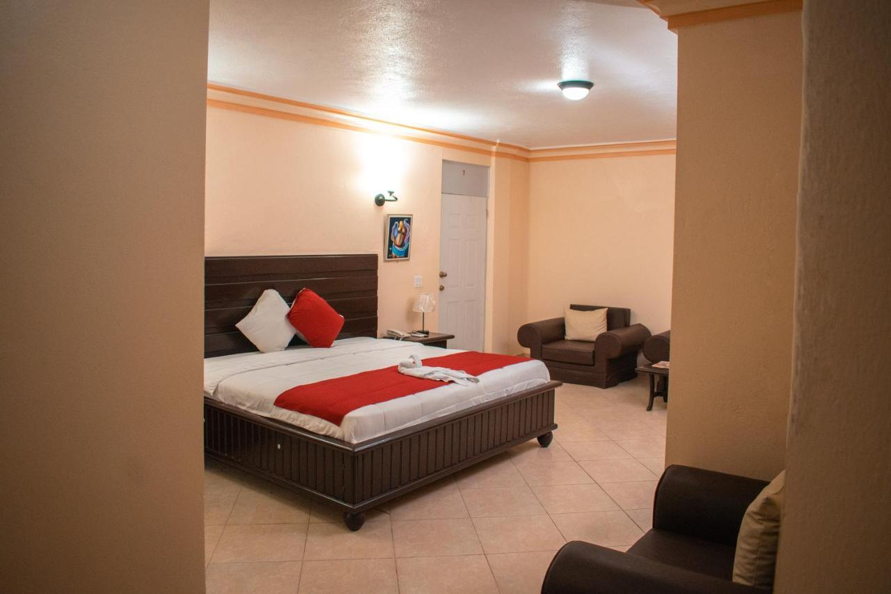 La Pepiniere Hotel Petionville Luaran gambar