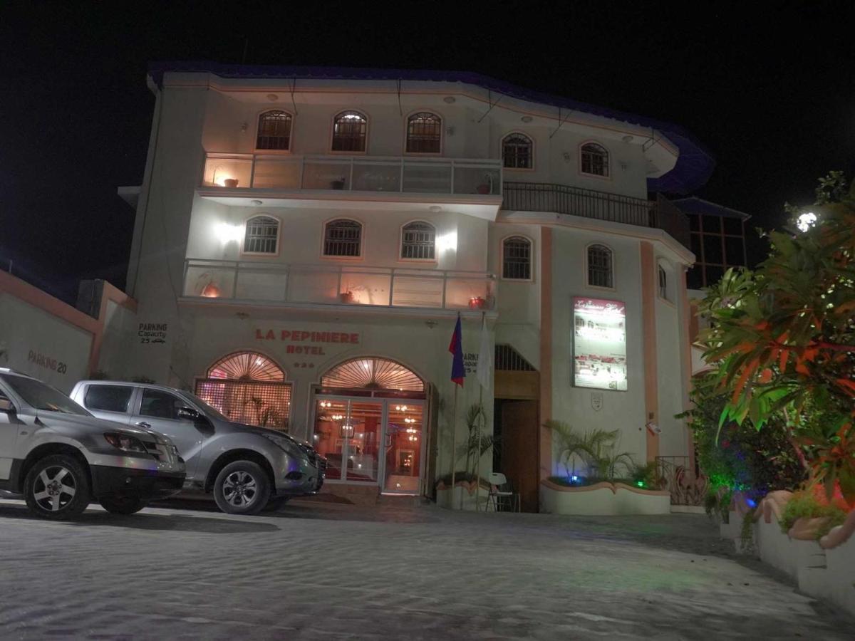La Pepiniere Hotel Petionville Luaran gambar