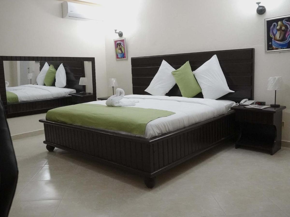 La Pepiniere Hotel Petionville Luaran gambar